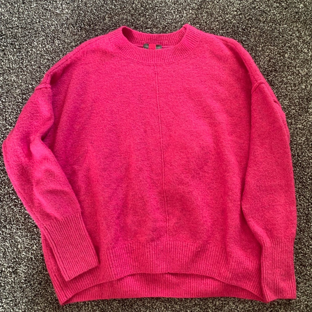 Vince Camuto Sweater